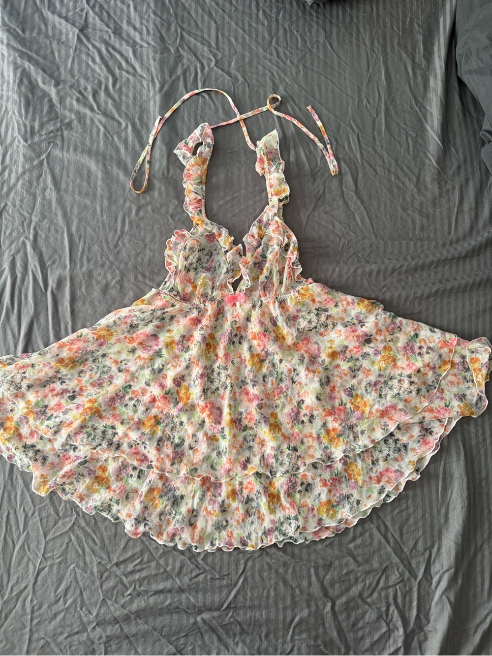 Victoria’s secret vintage Y2K floral slip. Size M